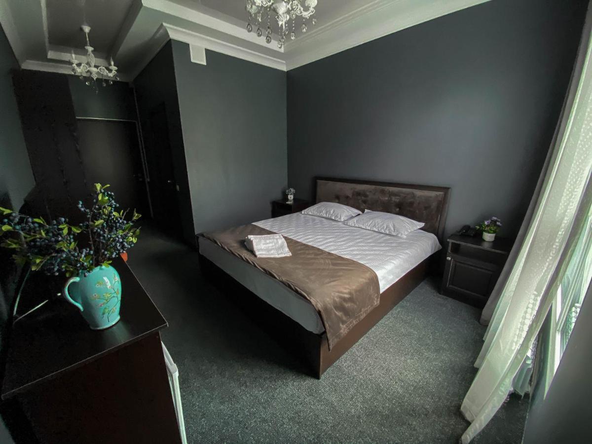 Korkem Tau Hotel Astana Bagian luar foto
