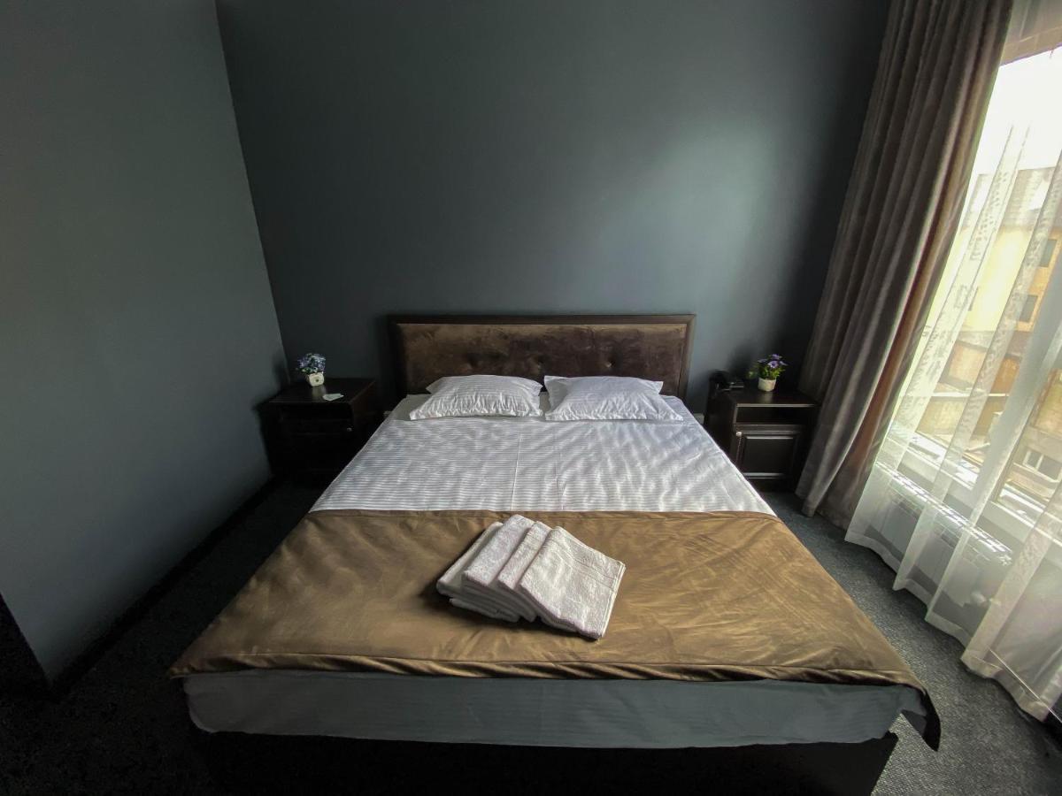 Korkem Tau Hotel Astana Bagian luar foto