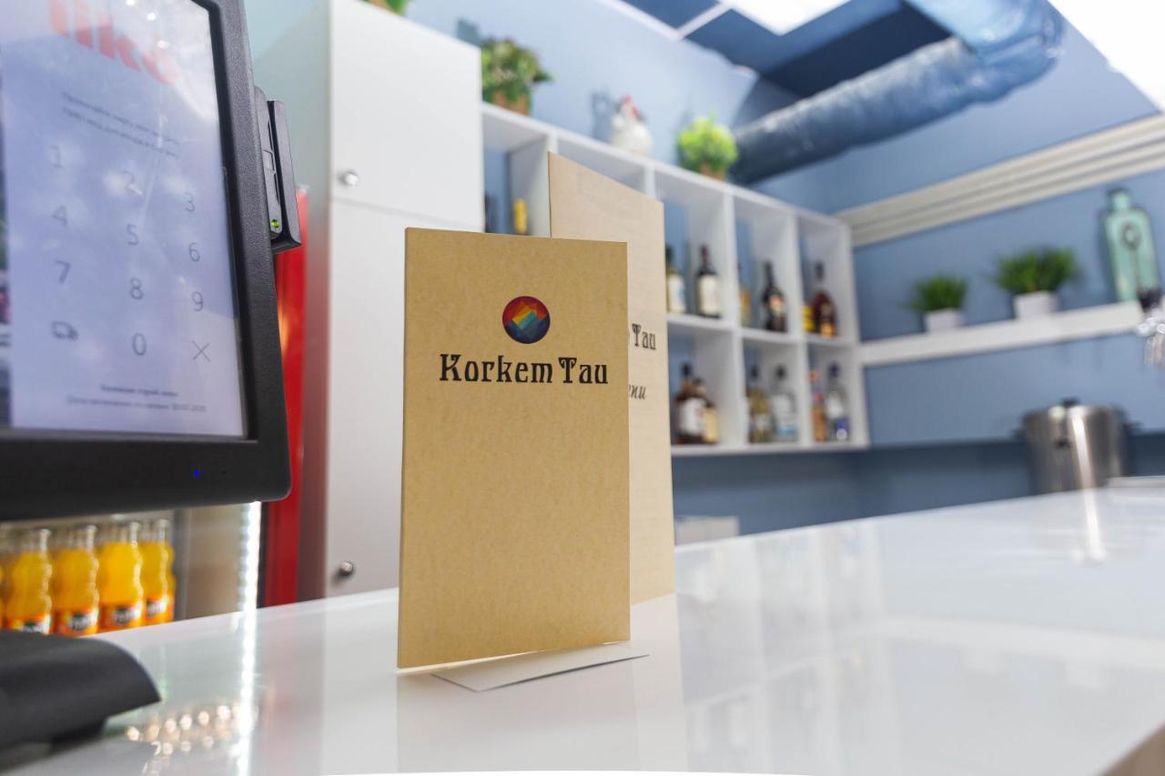 Korkem Tau Hotel Astana Bagian luar foto