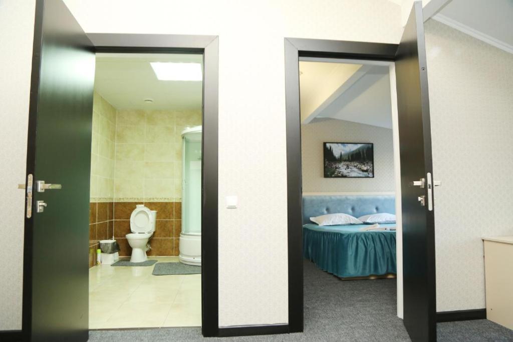 Korkem Tau Hotel Astana Bagian luar foto