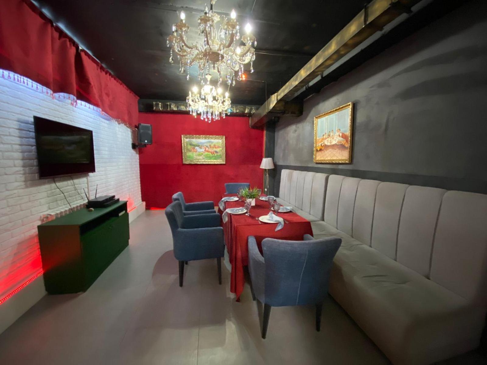 Korkem Tau Hotel Astana Bagian luar foto